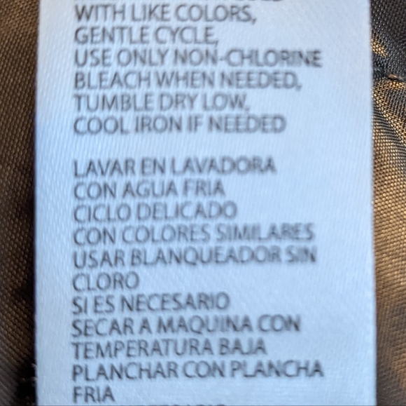 Men's,NWT, Fleece camo, zip vest, small, brown quilted lining - Picture 7 of 8